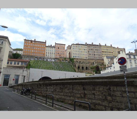 Croix-Rousse – Entrée du tunnel de la Croix-Rousse