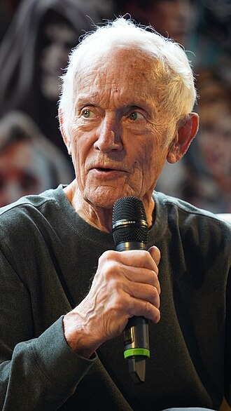 Lance Henriksen