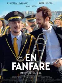 Illustration de critique : En fanfare